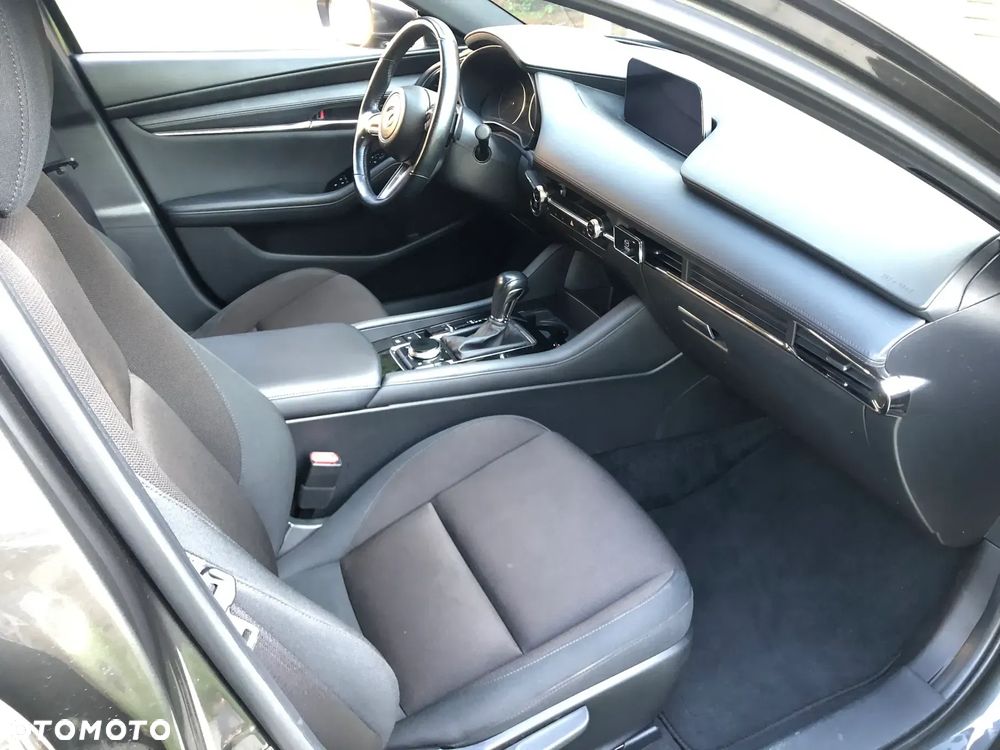 Mazda 3 - 11