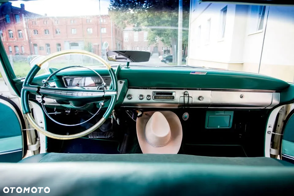 Plymouth Belvedere - 8