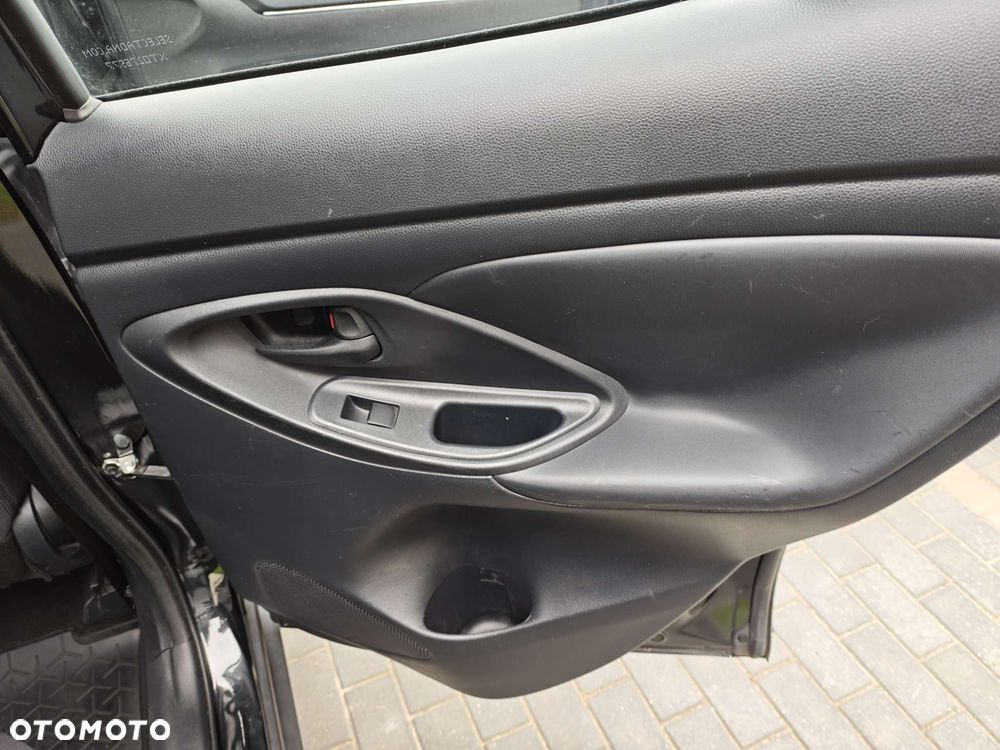 Toyota Yaris Cross Hybrid 1.5 Comfort - 24
