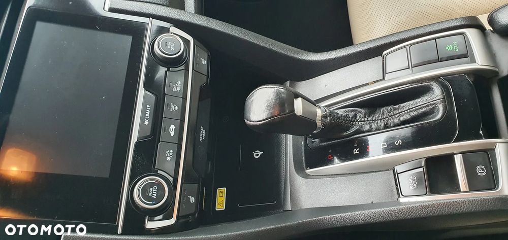 Honda Civic 1.5 T Prestige (Navi) - 14