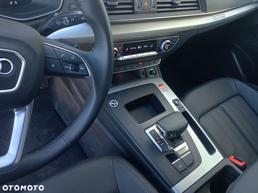 Audi Q5 Sportback - 14