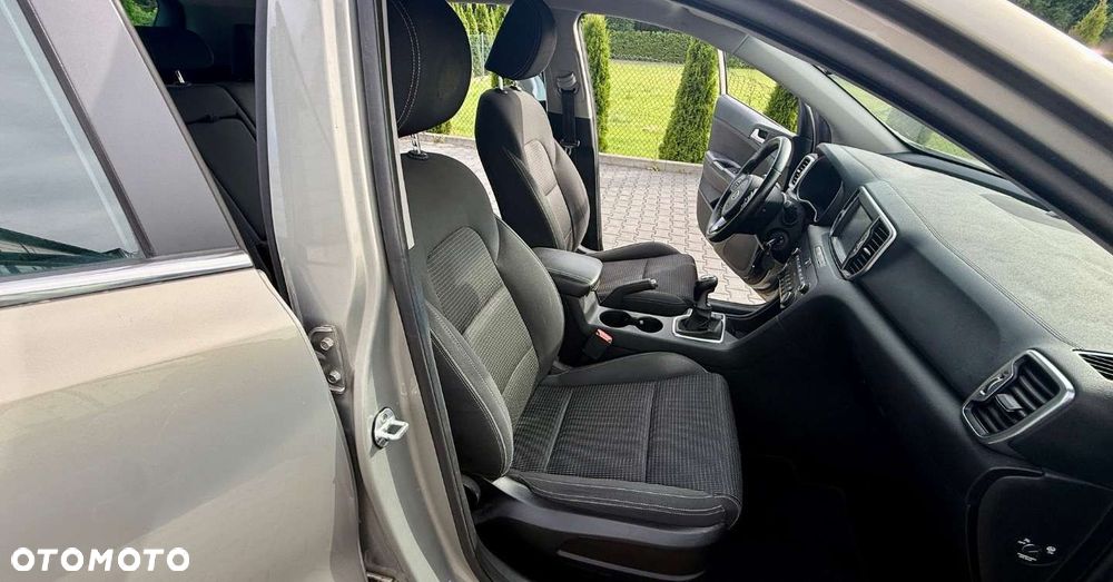 Kia Sportage - 14