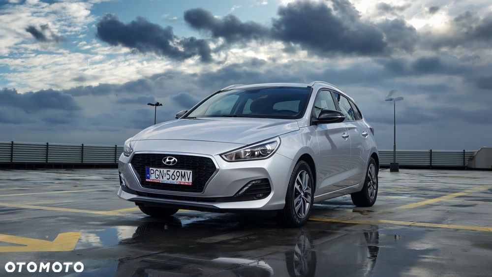 Hyundai i30 1.4 T-GDI DCT YES - 2