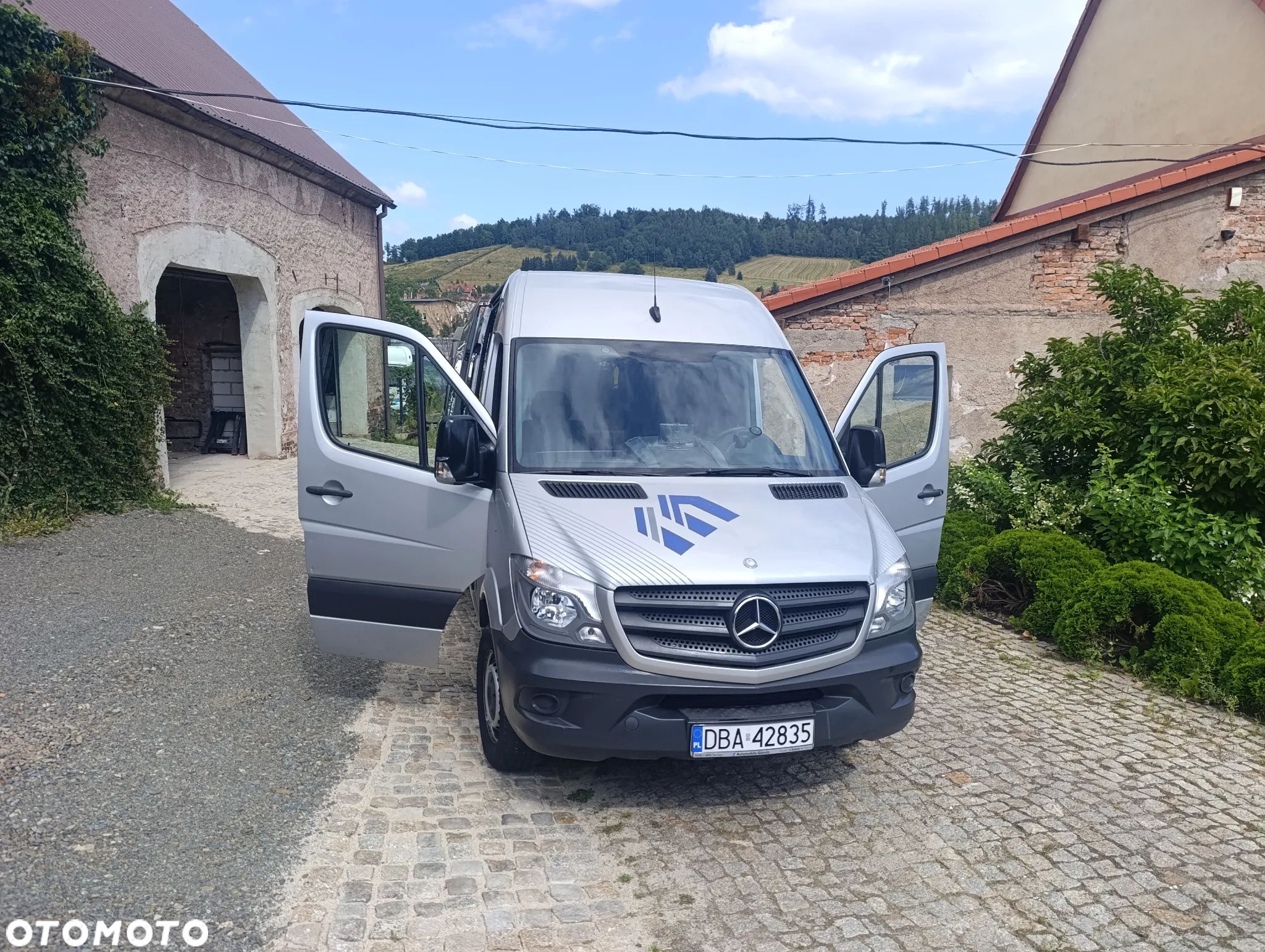 Mercedes-Benz Sprinter - 1