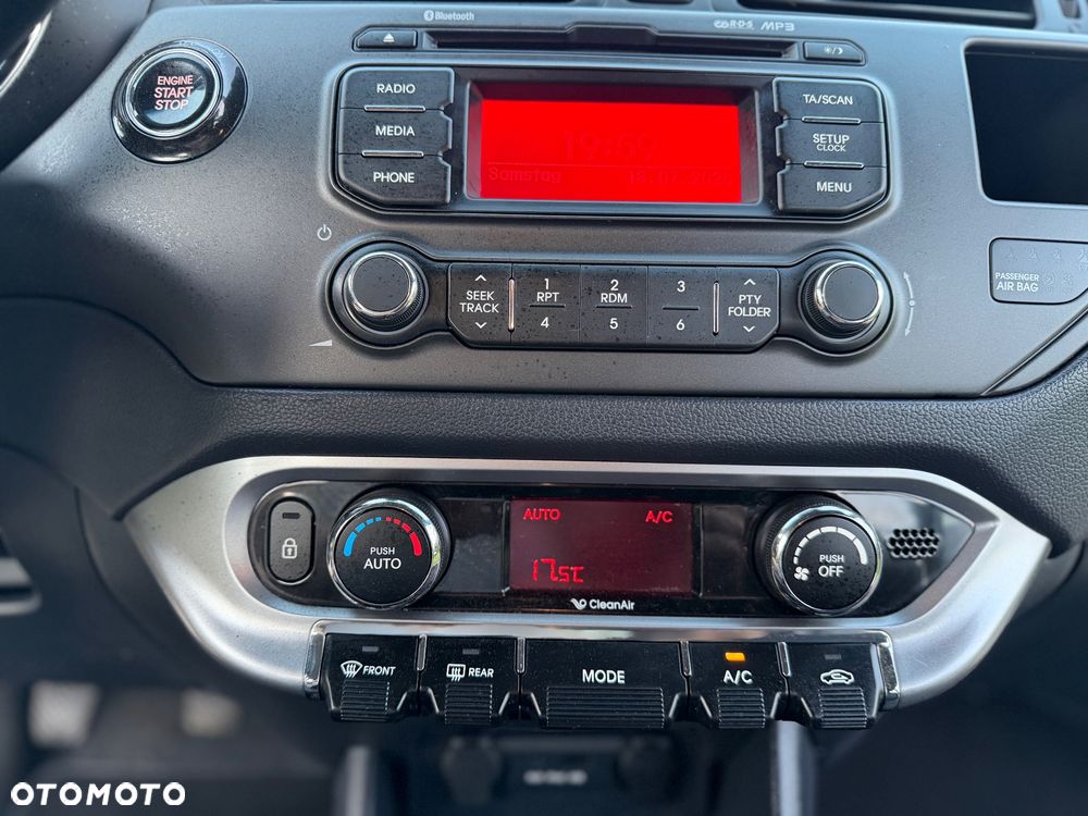 Kia Rio 1.4 CRDI Platinum Edition - 12