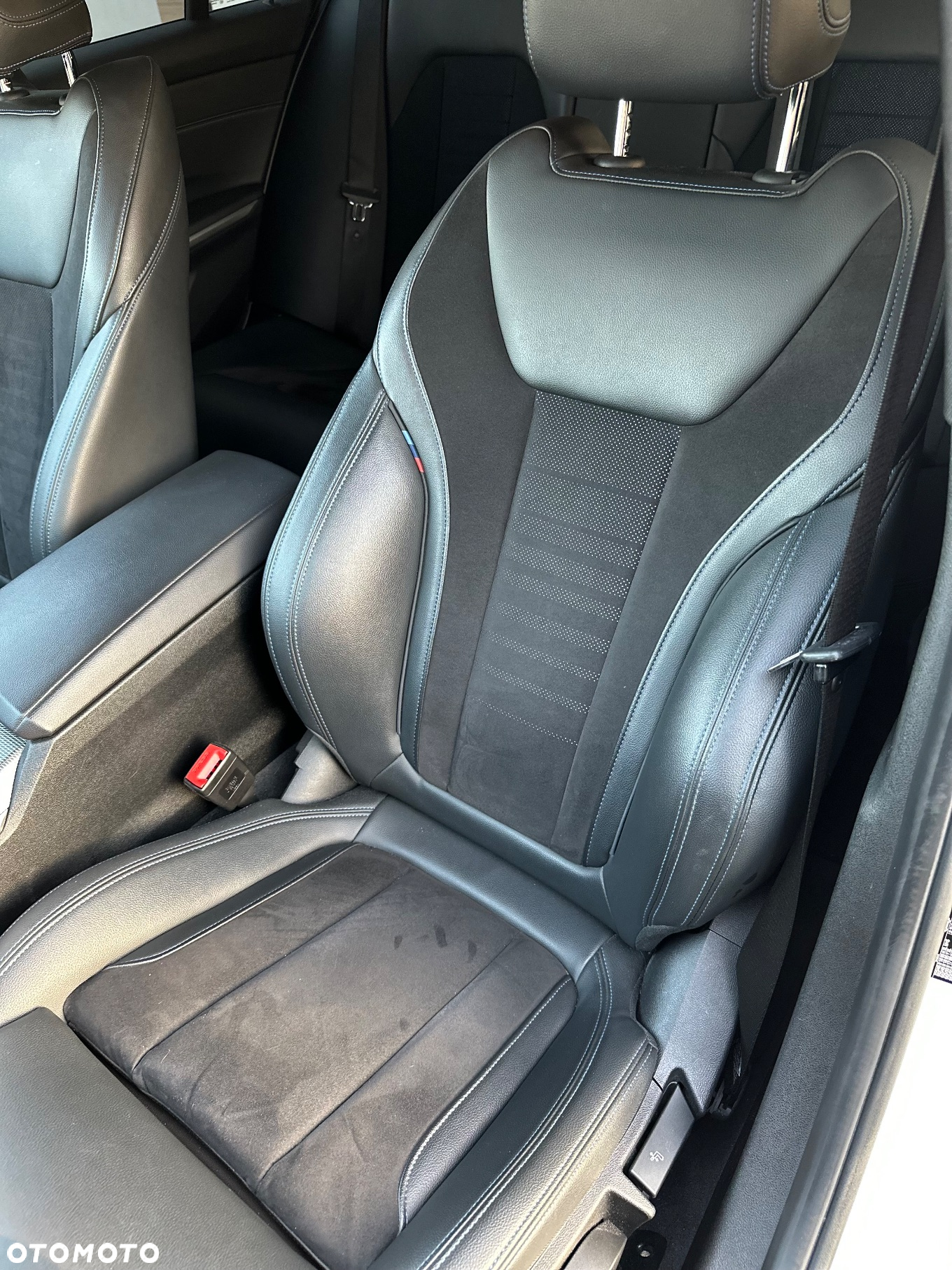 BMW Seria 3 318i M Sport - 25