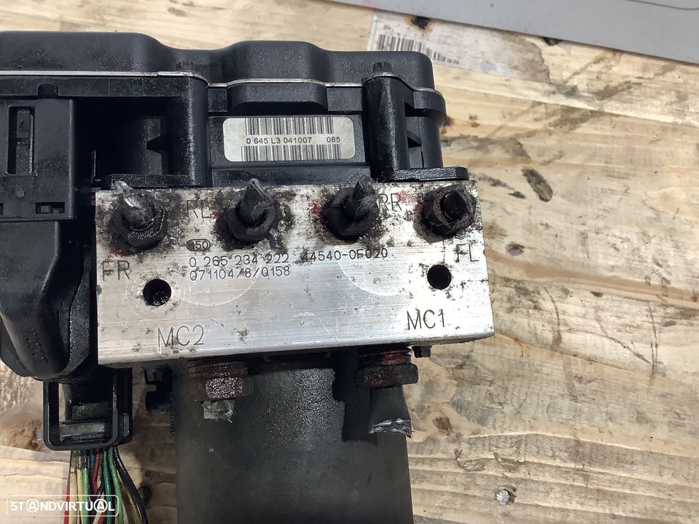 ABS Toyota Corolla Verso - 4