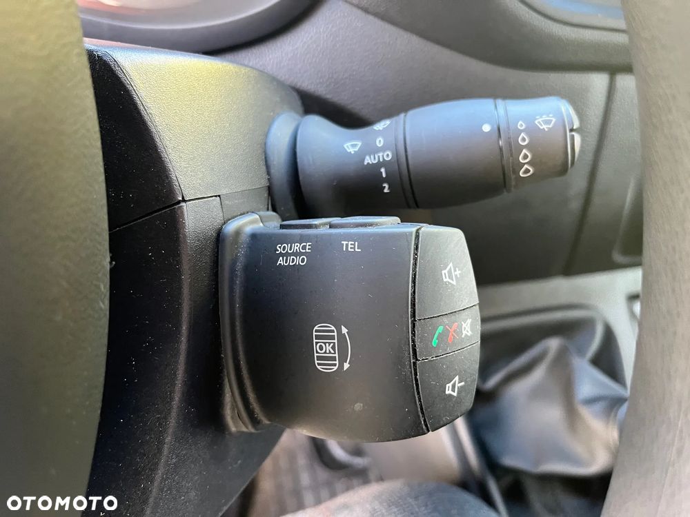 Renault Master Furgon L3H2 180 KM - 22