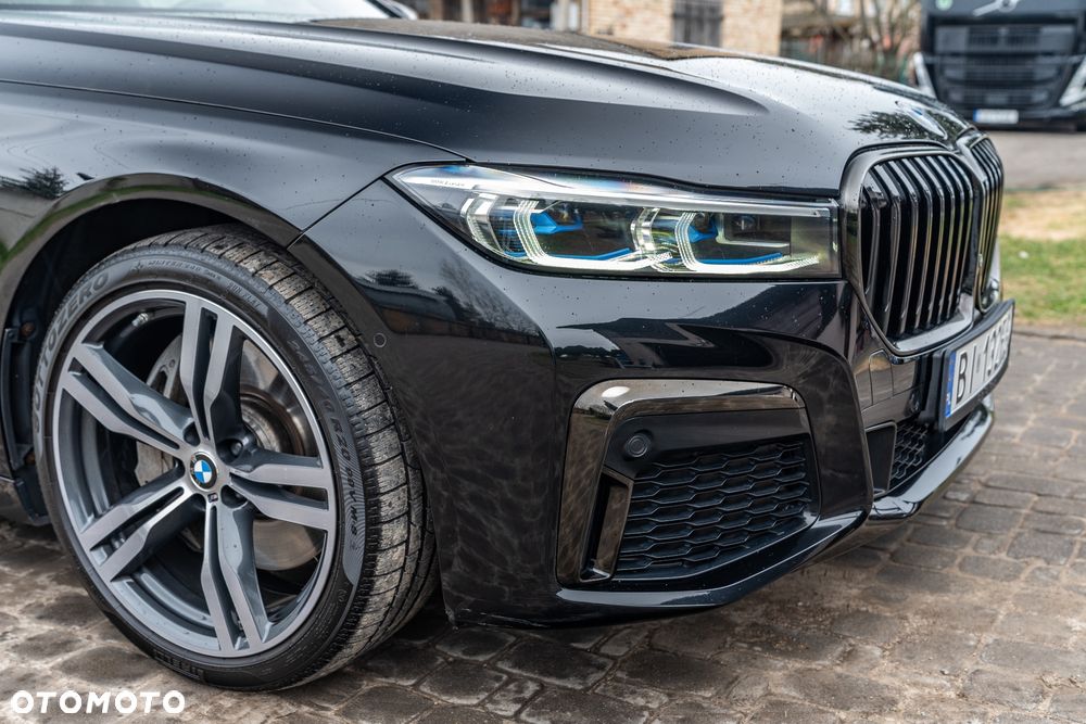 BMW Seria 7 740d xDrive mHEV sport - 3