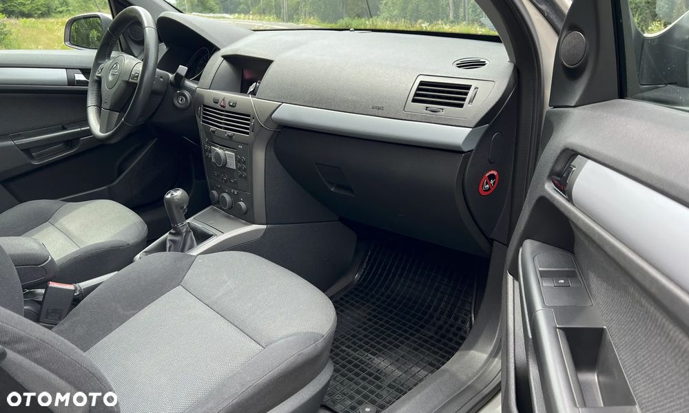 Opel Astra 1.6 Enjoy - 11