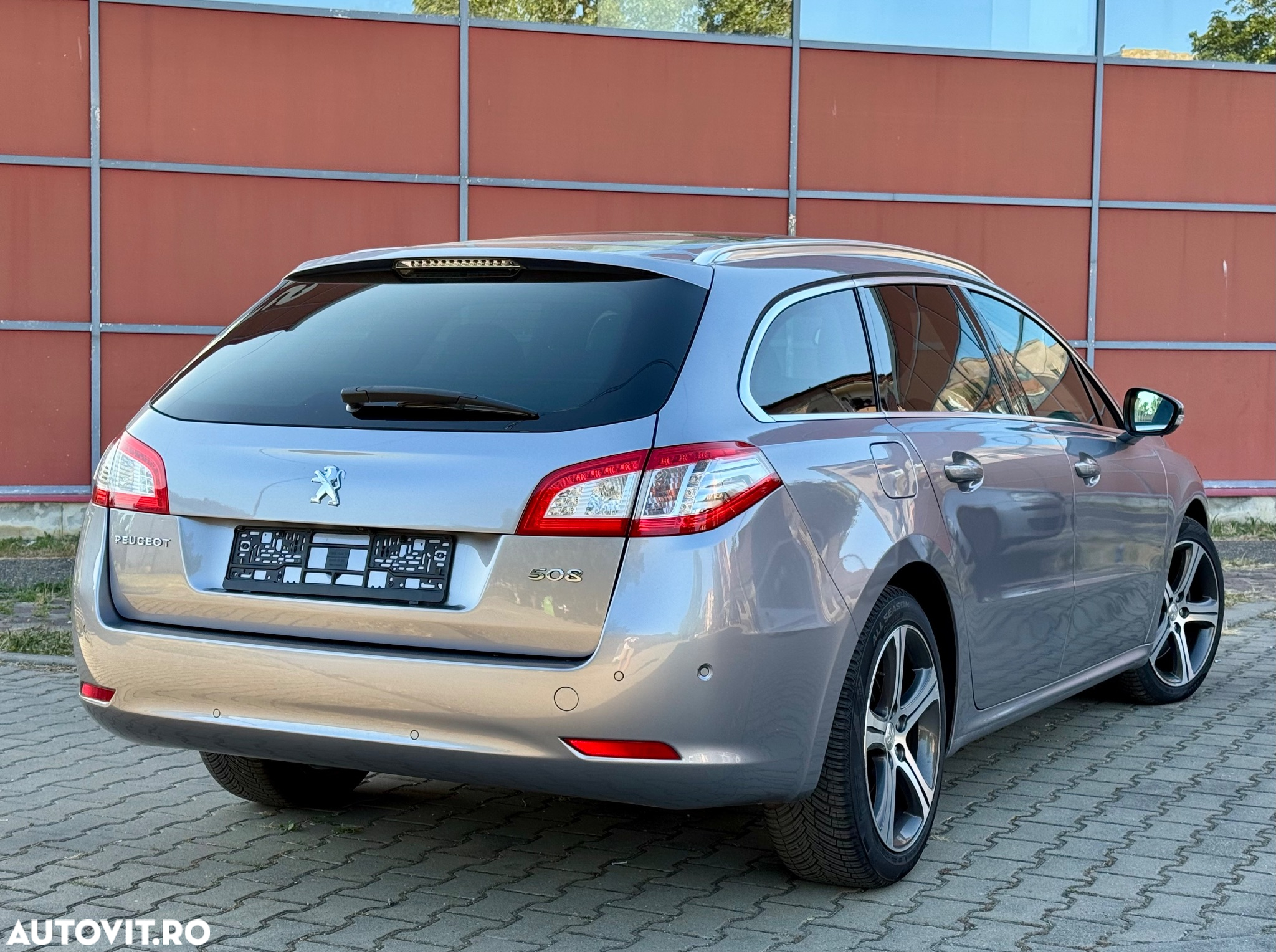 Peugeot 508 SW BlueHDi 180 EAT6 Stop&Start GT - 30