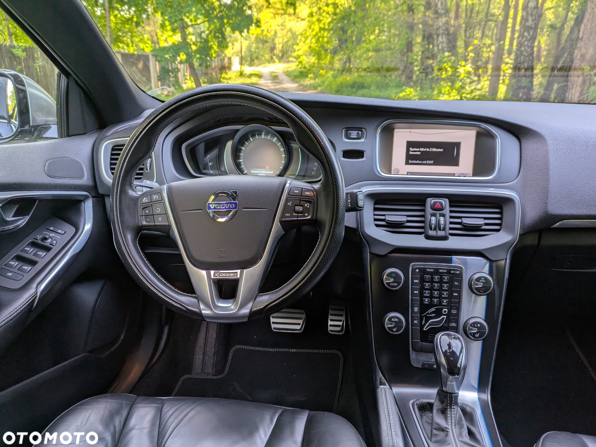Volvo V40 T5 Geartronic R Design - 16