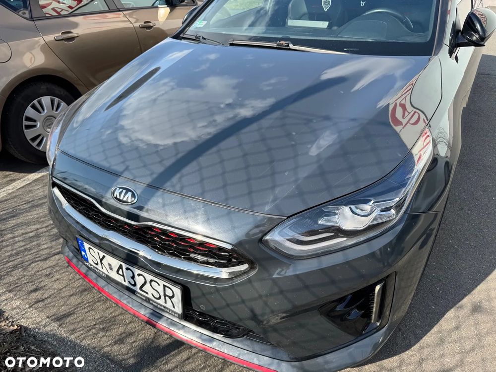 Kia ProCeed - 2
