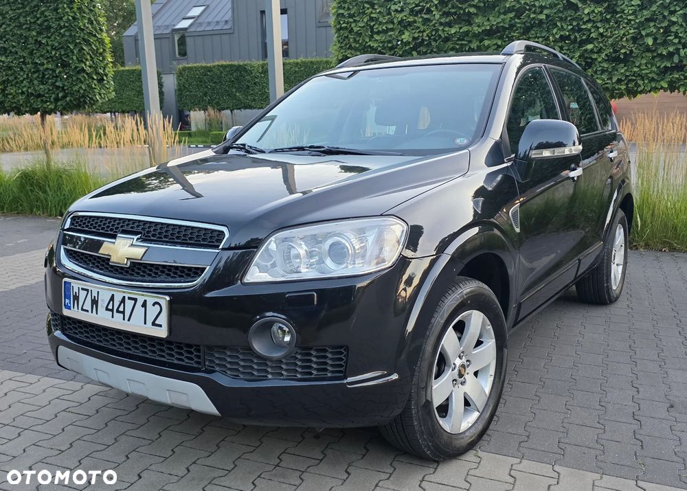 Chevrolet Captiva 2.4 4WD 7 Sitzer LT - 2