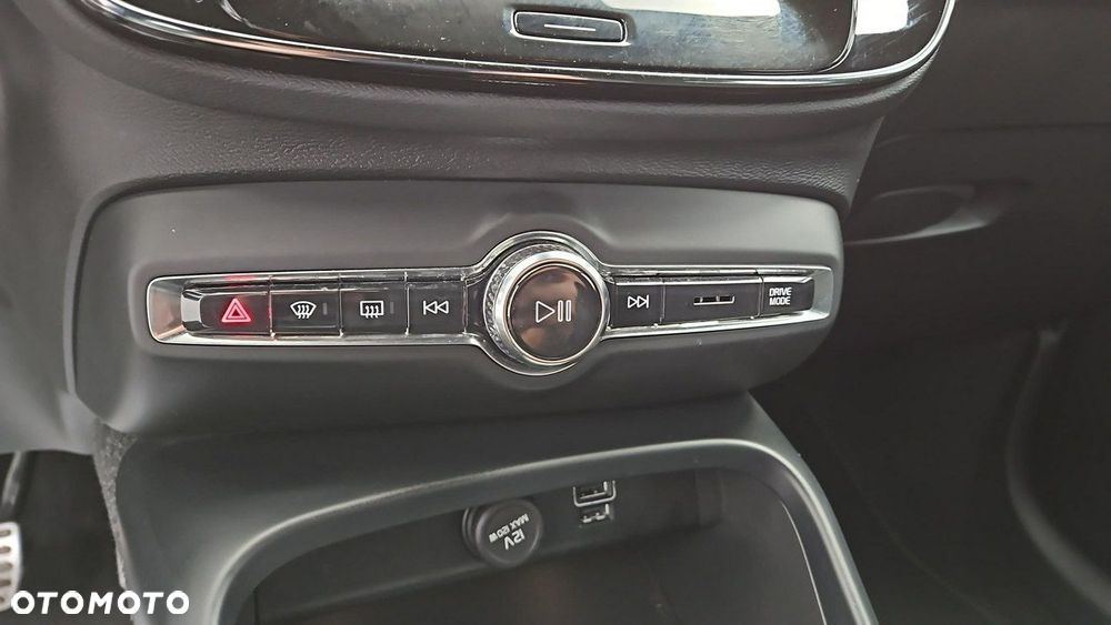 Volvo XC 40 T5 Plug-In Hybrid R-Design - 18