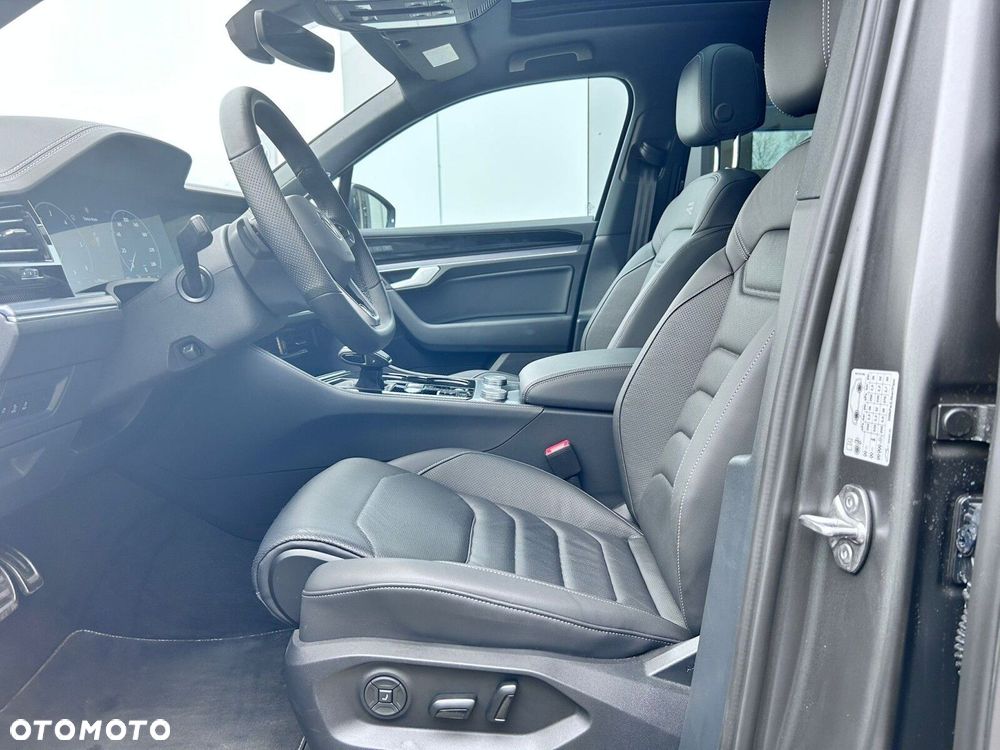 Volkswagen Touareg - 9