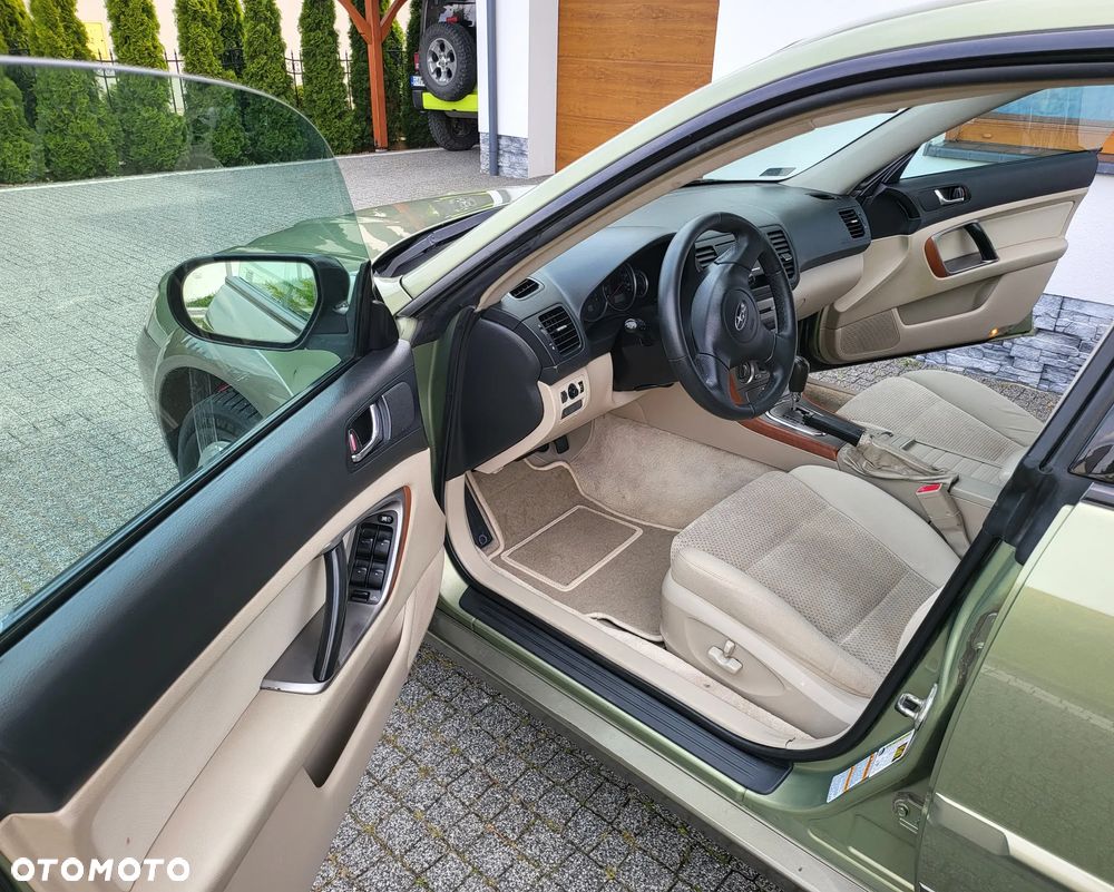 Subaru Outback - 9