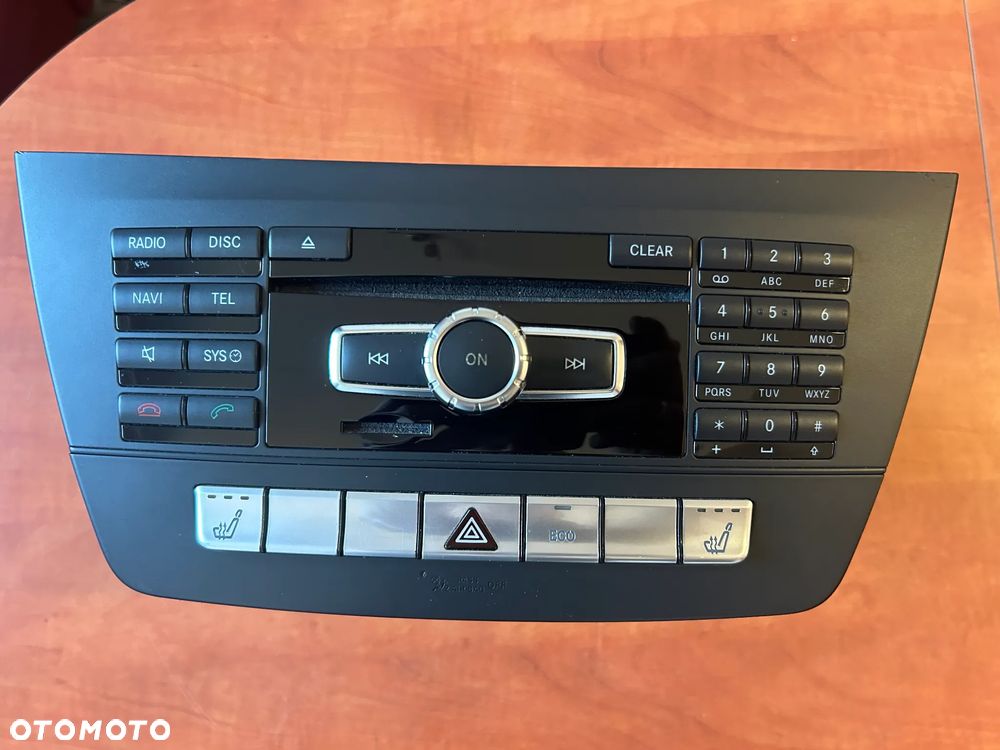 RADIO CD NAWIGACJA A2049001108 MERCEDES W204 - 1