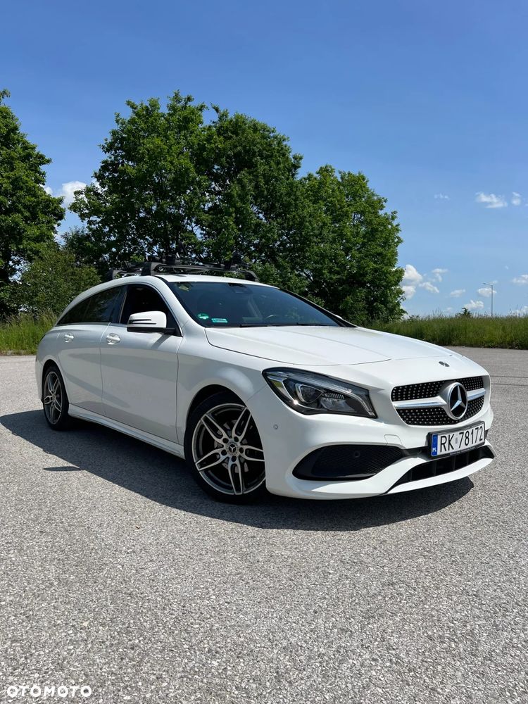 Mercedes-Benz CLA 200 7G-DCT - 4