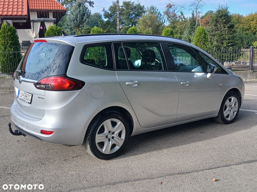 Opel Zafira - 8