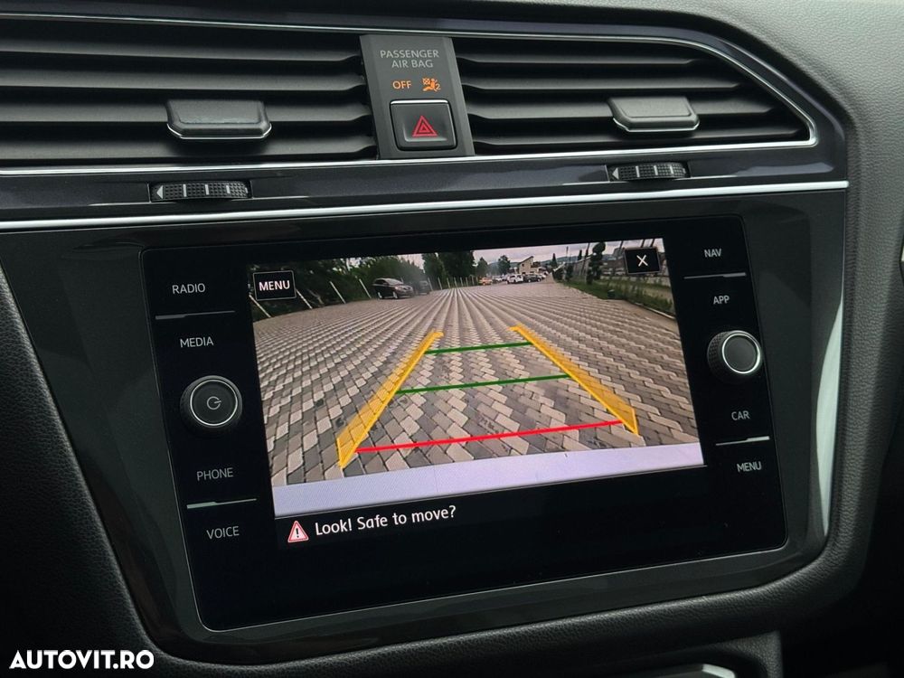 Volkswagen Tiguan - 19