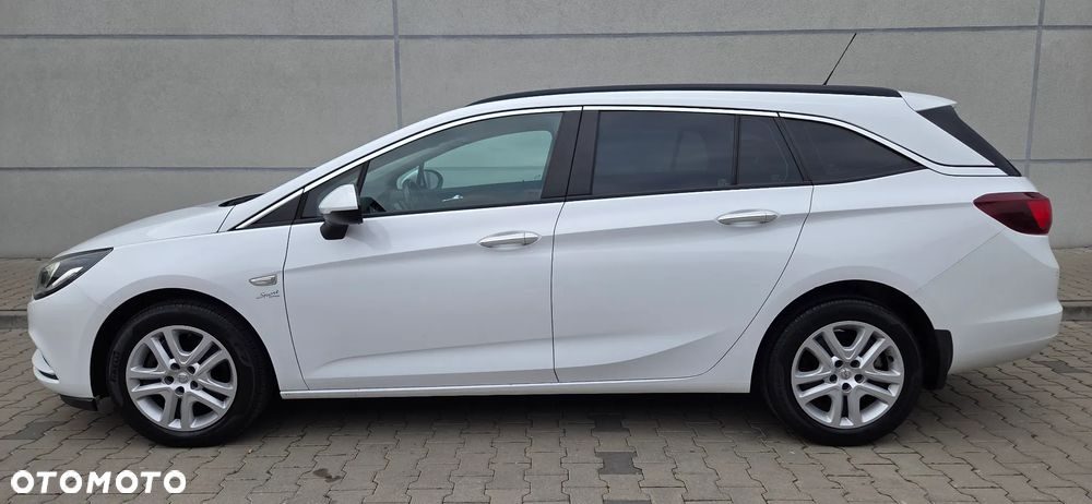 Opel Astra 1.6 CDTI Essentia - 2