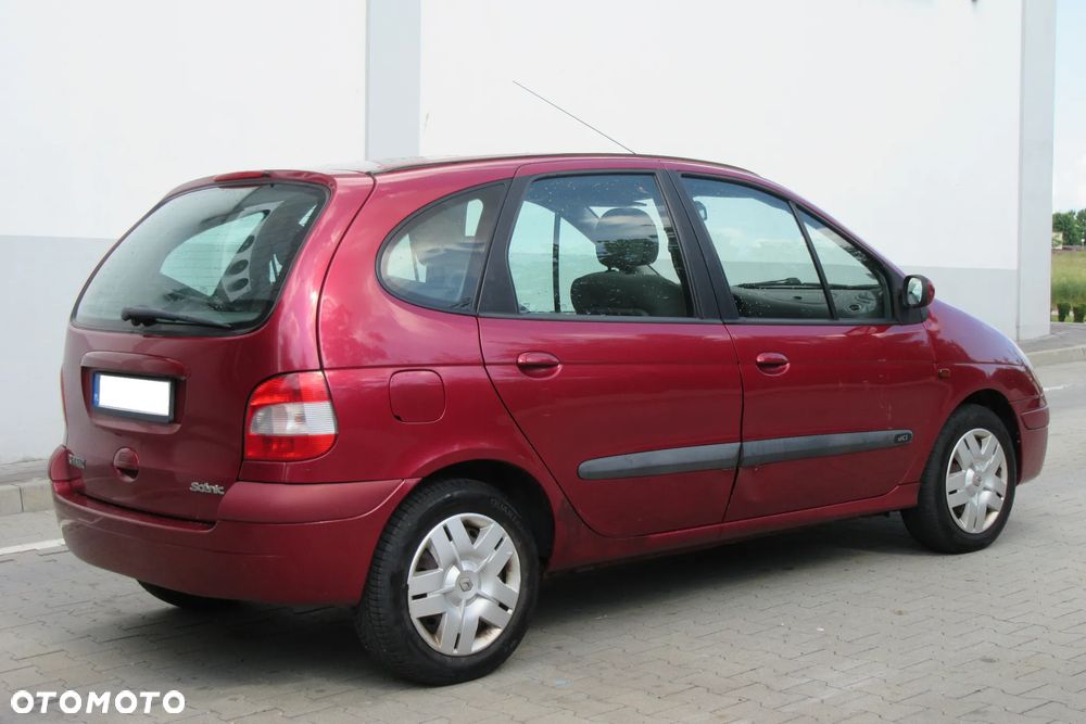 Renault Scenic - 8