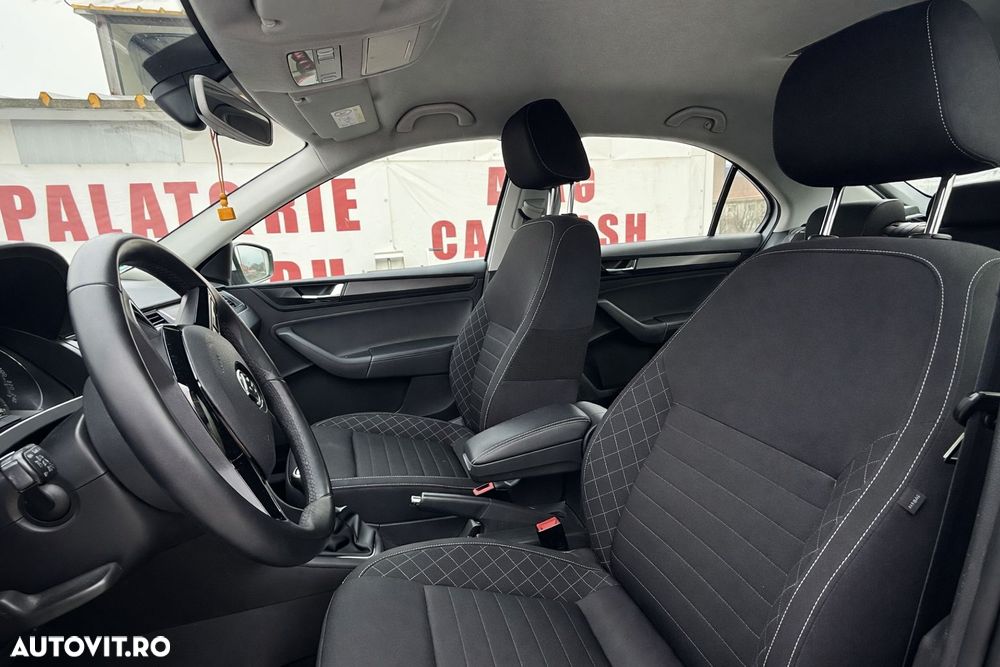 Skoda RAPID 1.0 TSI Style - 6