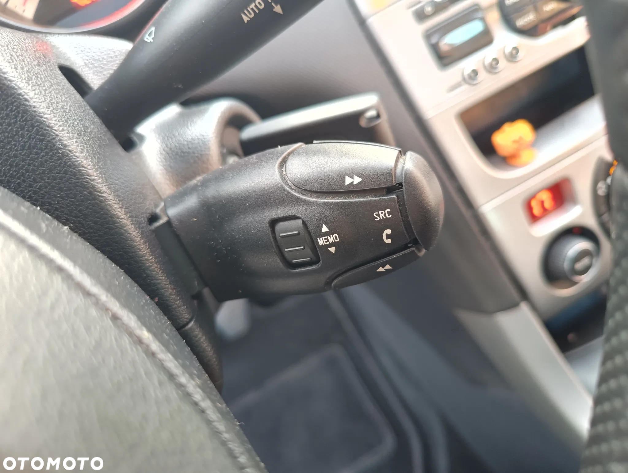 Peugeot 308 HDi FAP 140 Platinum - 27