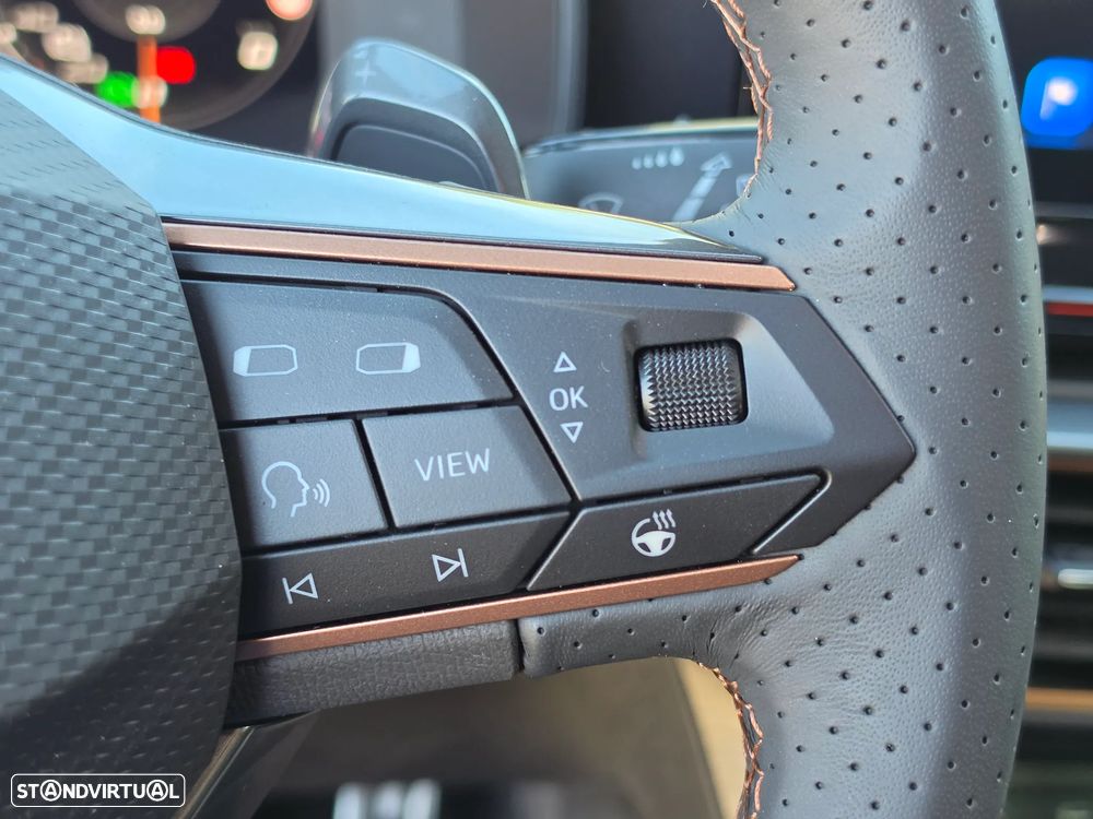 Cupra Formentor 1.4 e-Hybrid DSG VZ - 24