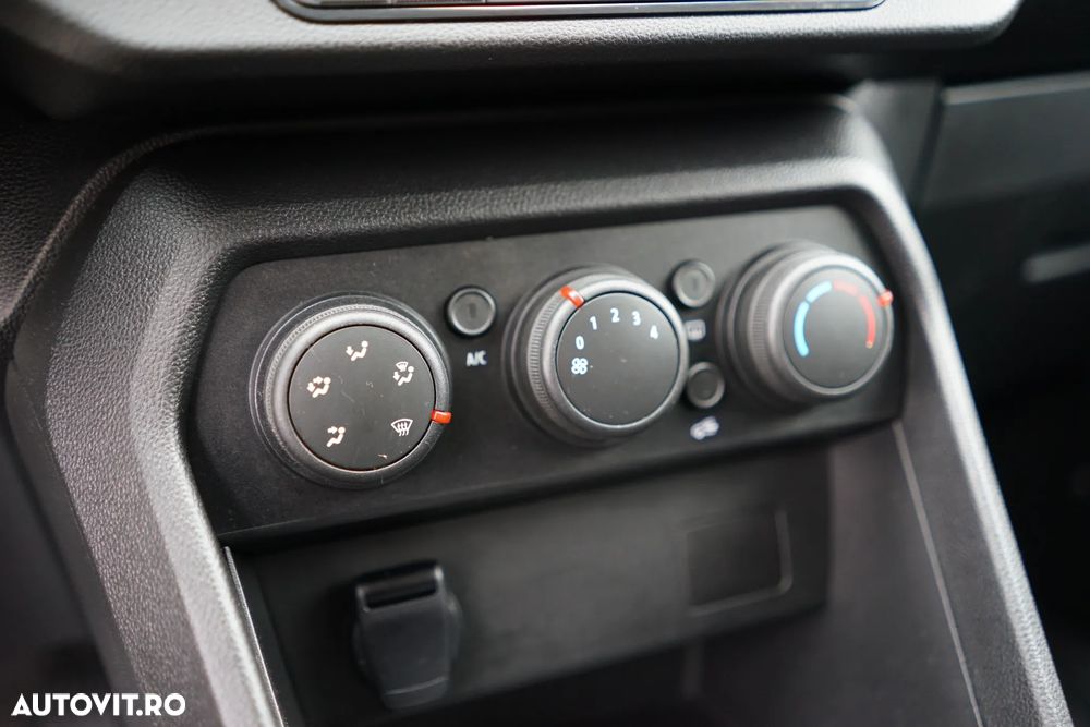 Dacia Jogger 5 locuri TCe 110 Essential - 19