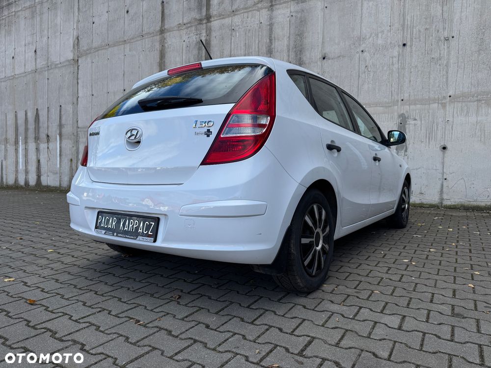 Hyundai i30 1.4 Classic + - 12