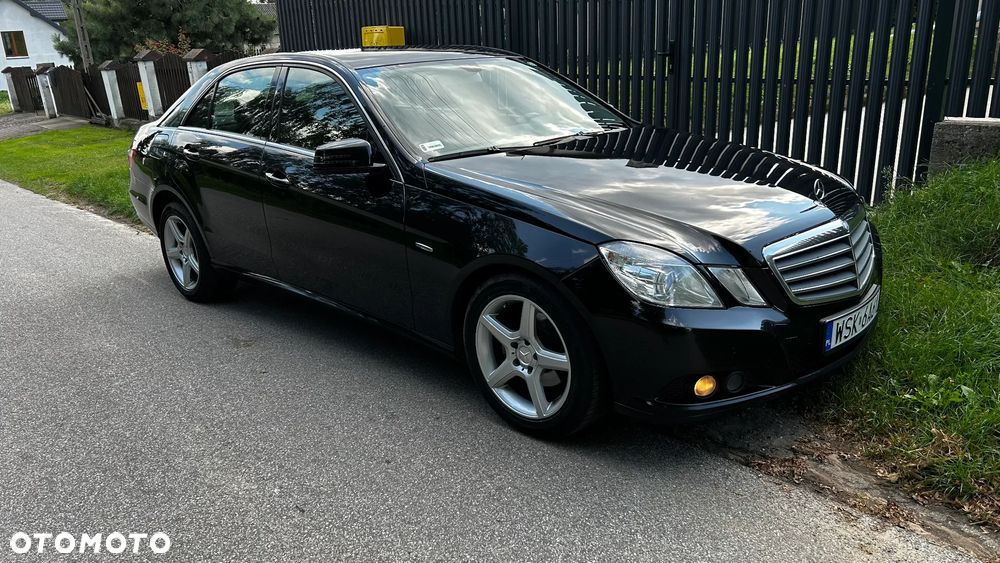Mercedes-Benz Klasa E ver-220-t-cdi-dpf-blueefficiency-automatik - 7