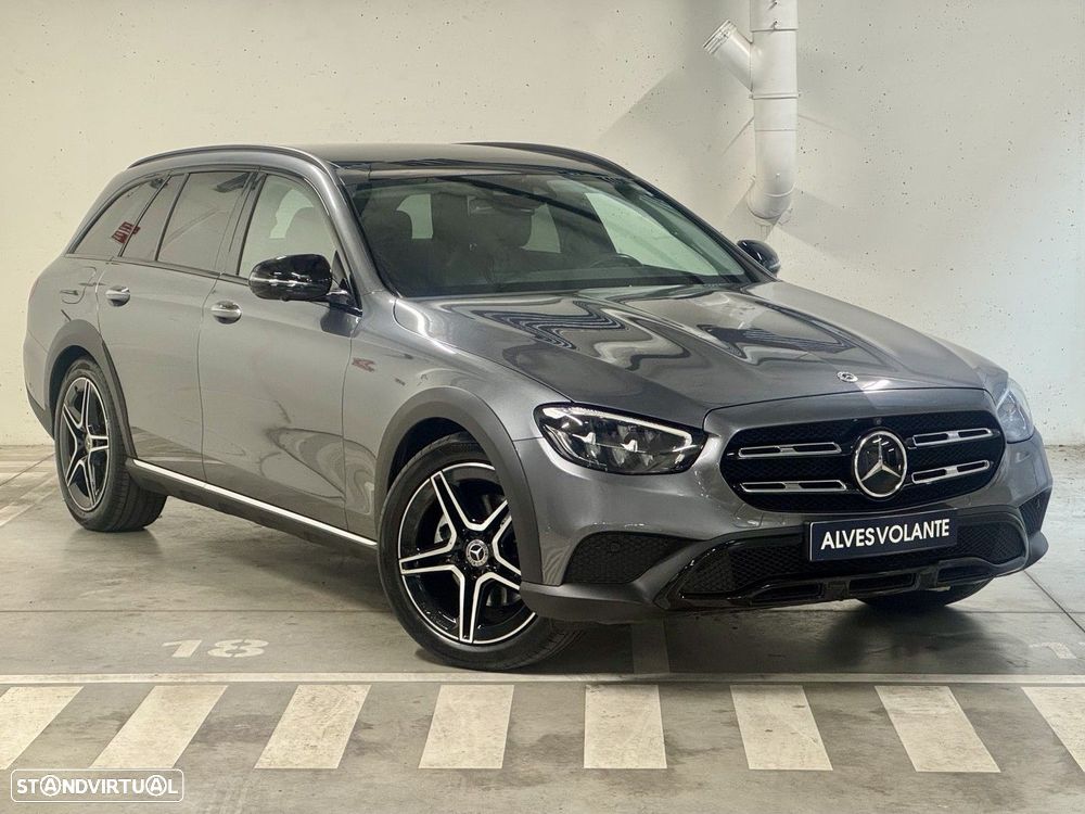 Mercedes-Benz E 220 d Avantgarde 4Matic All-Terrain - 3