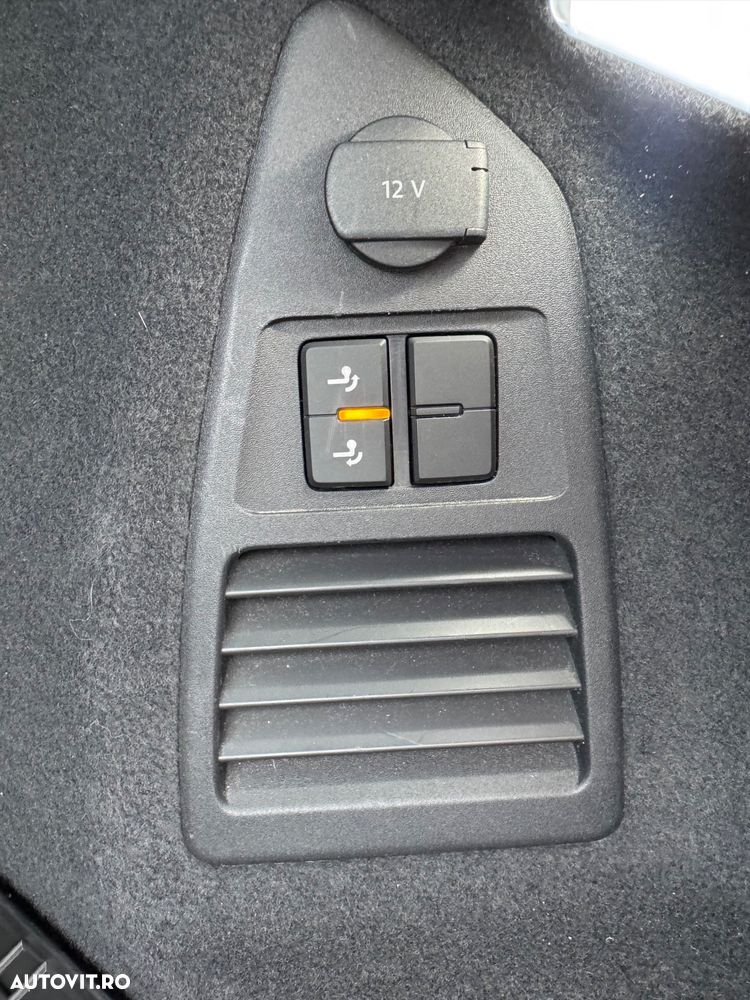 Volkswagen Touareg V6 TSI R-Style - 9