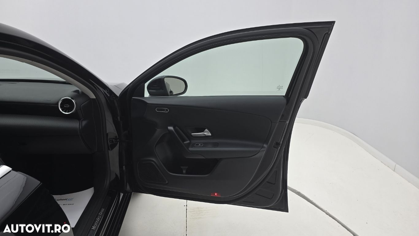 Mercedes-Benz A - 18