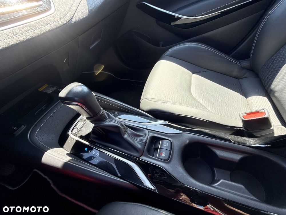 Toyota Corolla - 24