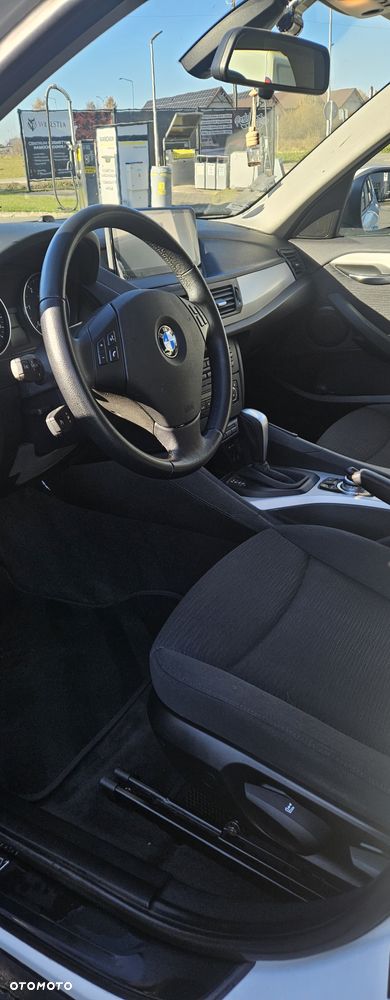 BMW X1 xDrive18d - 21