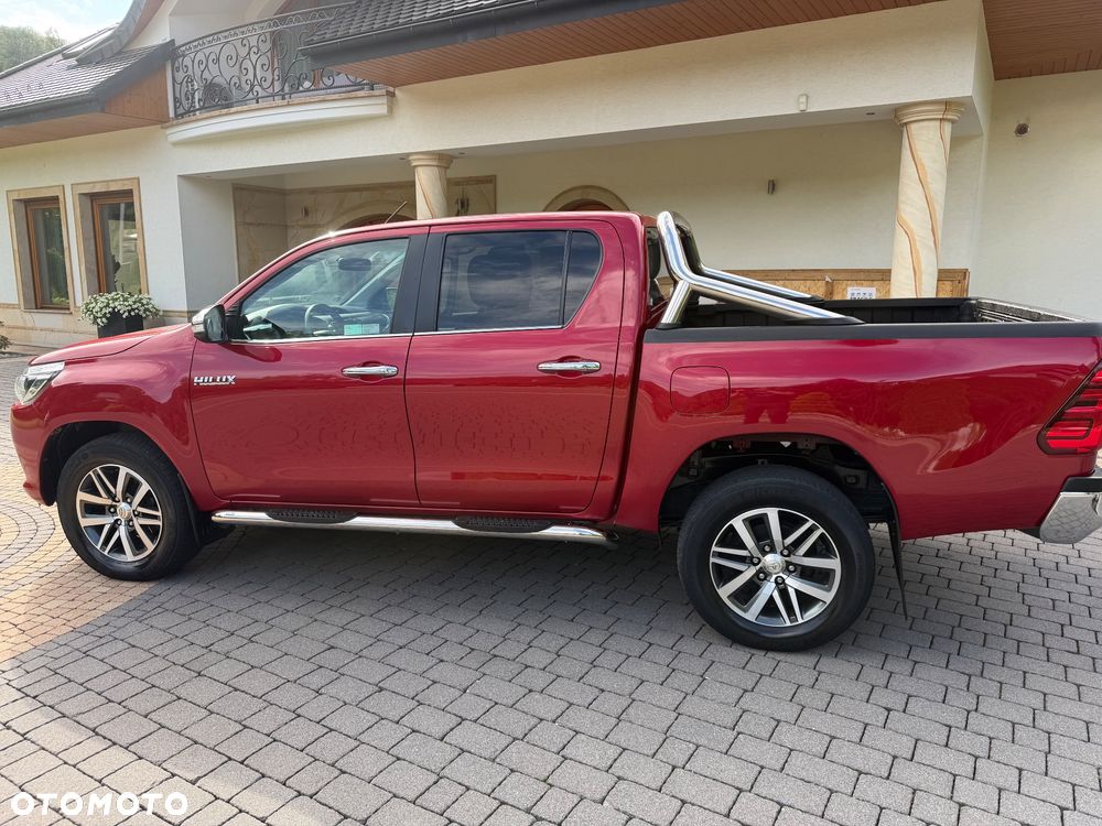 Toyota Hilux 2.4 D-4D Double Cab SR5 4x4 - 4