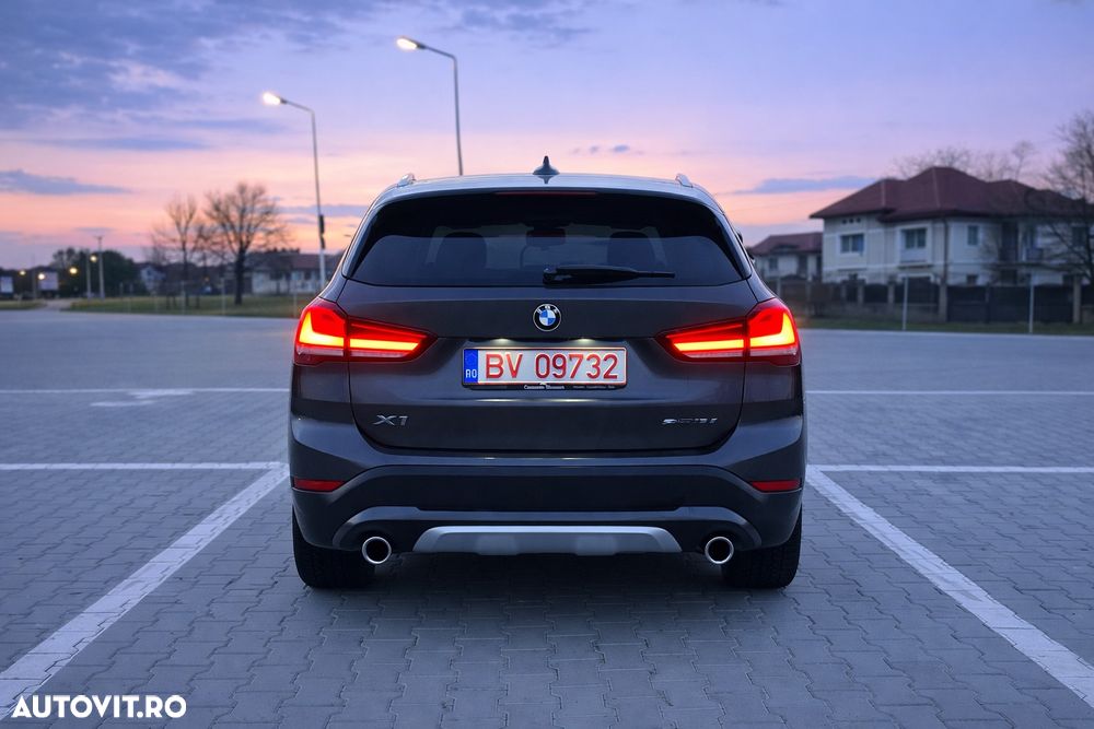 BMW X1 sDrive18d Aut. xLine - 5