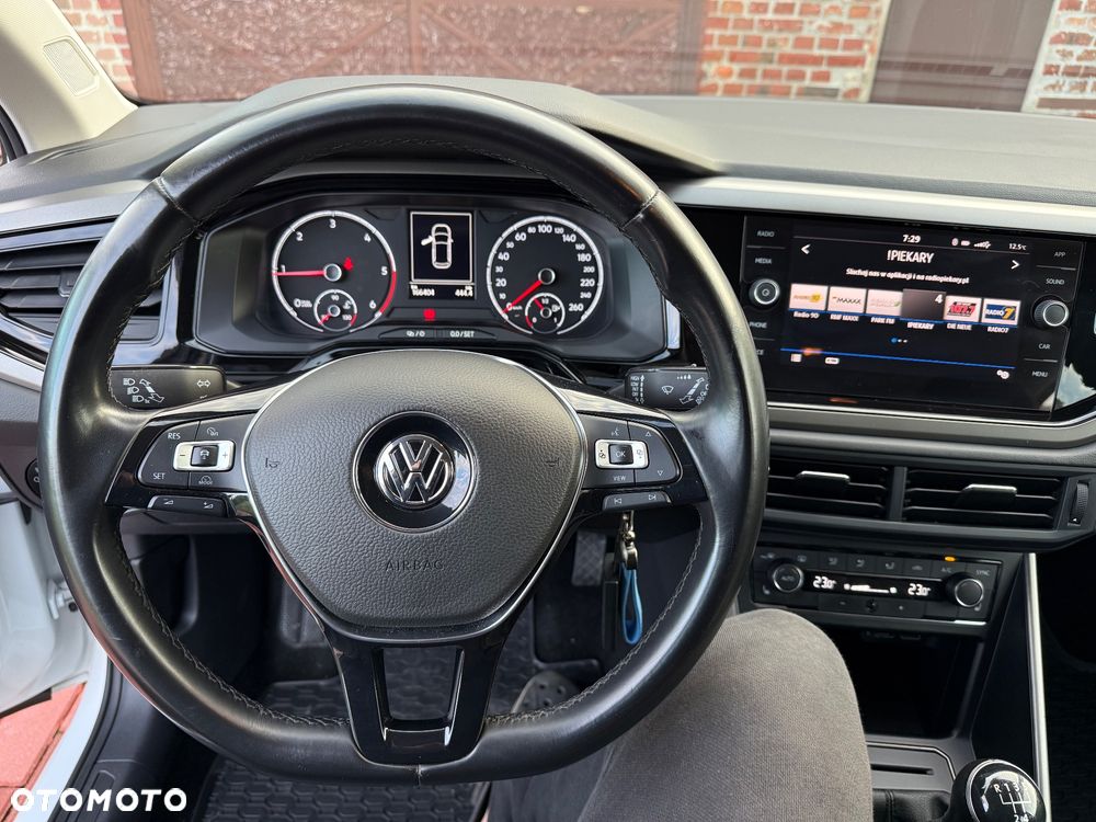 Volkswagen Polo 1.6 TDI SCR Trendline - 12