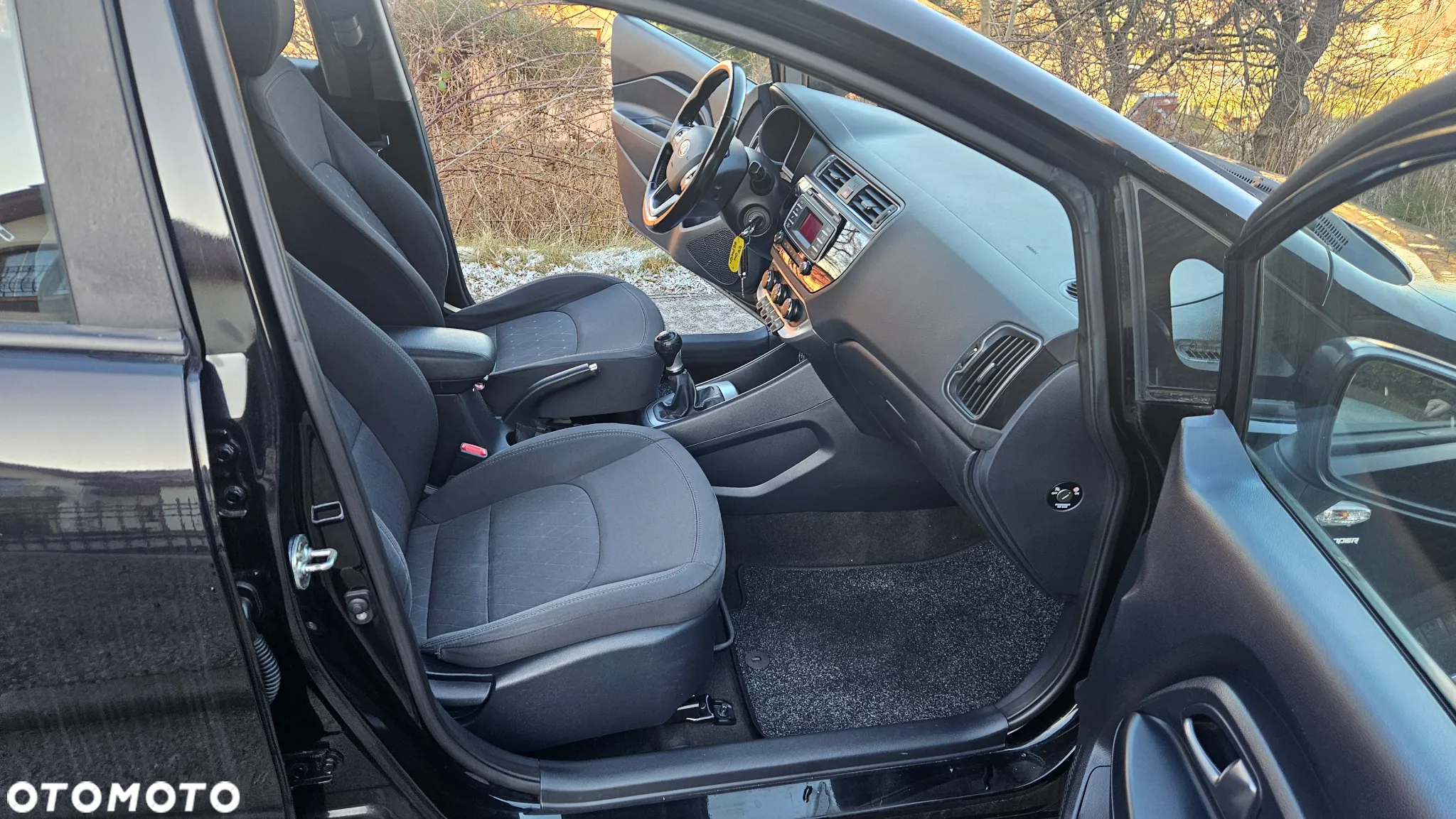 Kia Rio 1.2 Business Line - 7