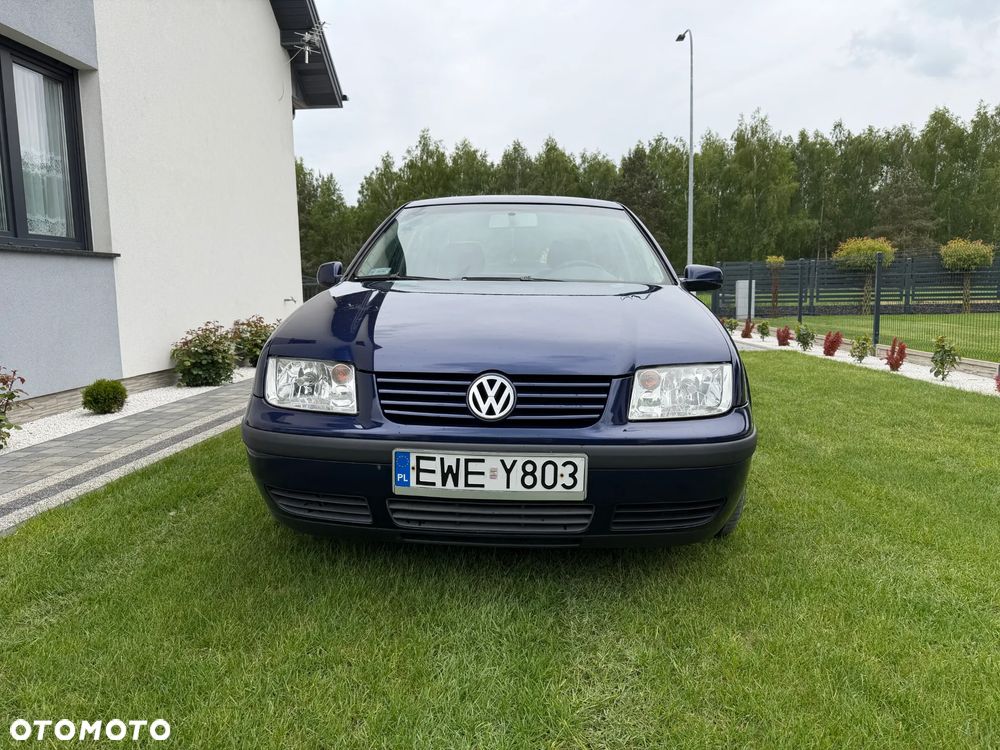 Volkswagen Bora - 2