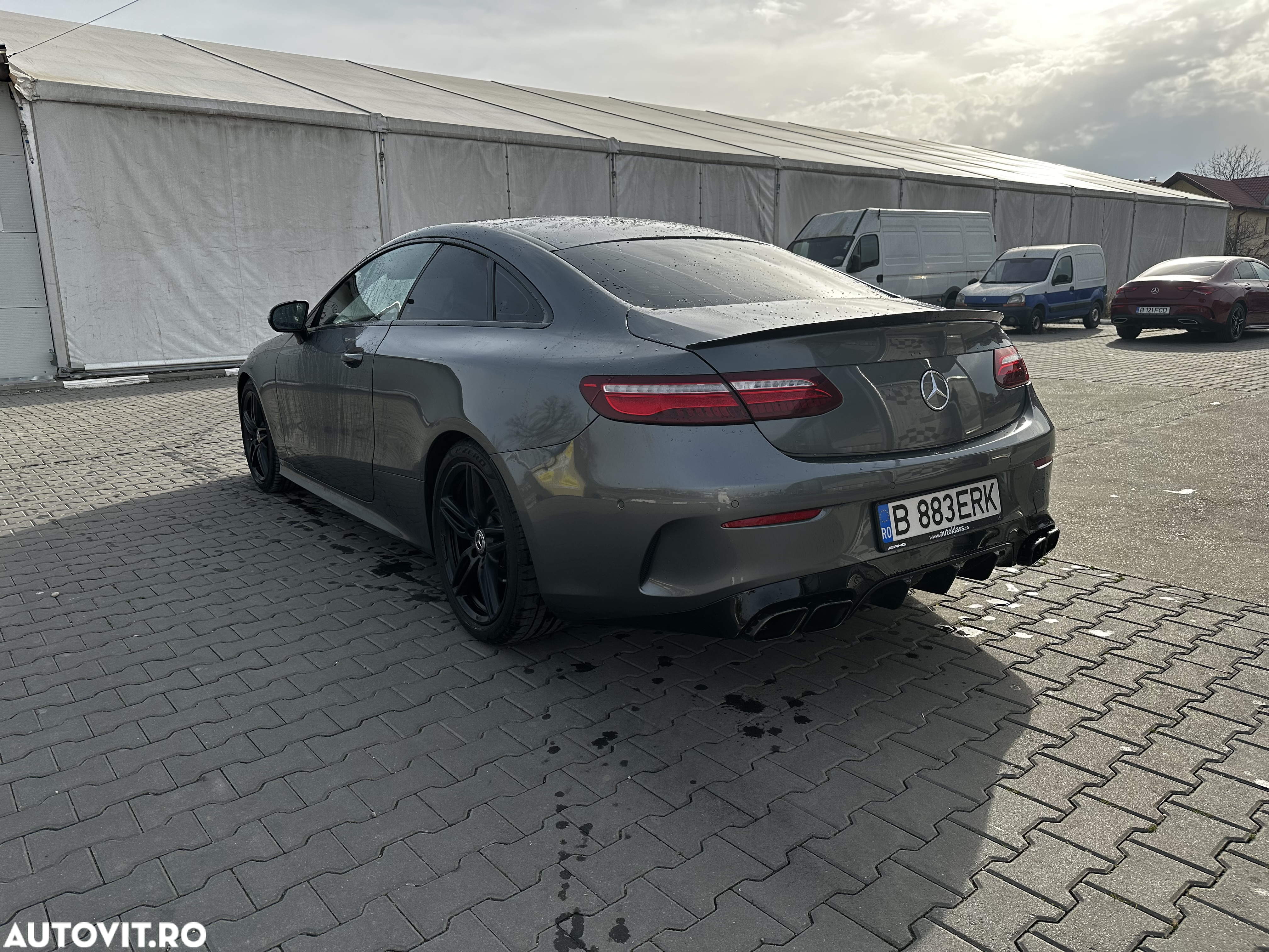 Mercedes-Benz E 220 d Coupe Aut. - 3