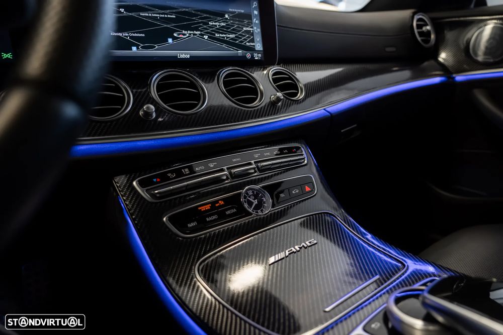 Mercedes-Benz E 53 AMG 4-Matic+ - 22