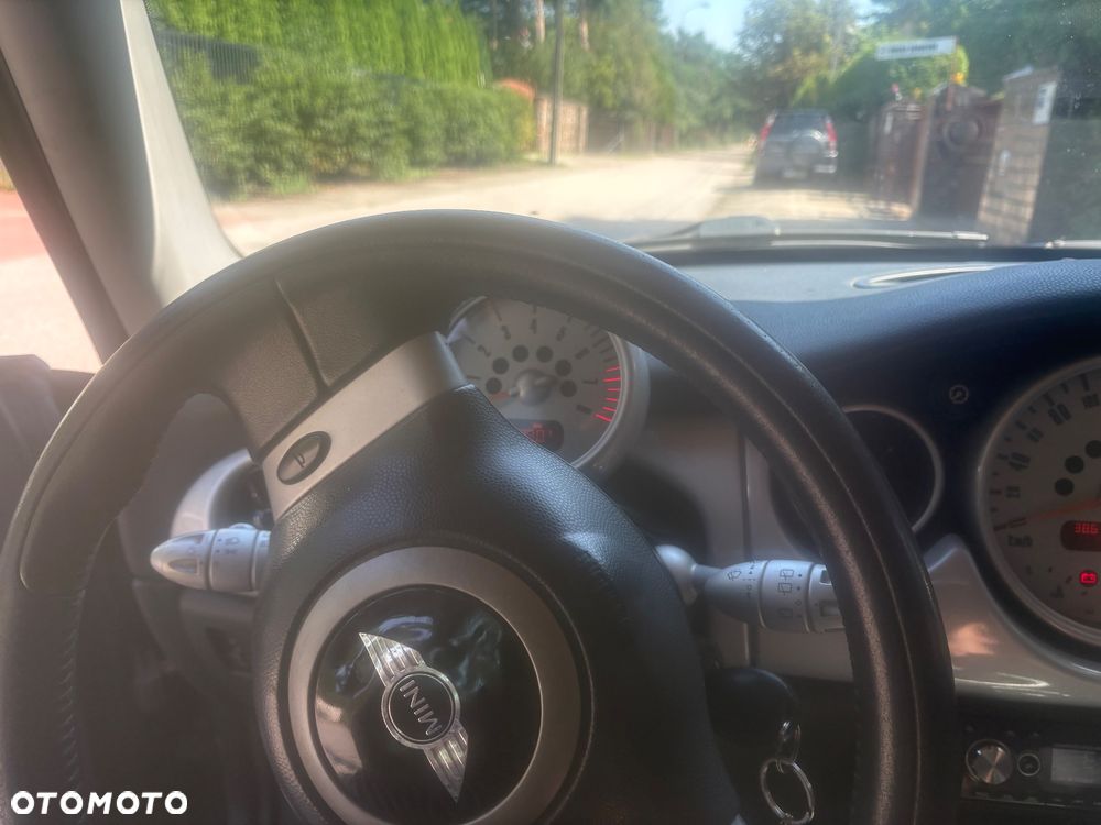MINI Cooper Standard - 8
