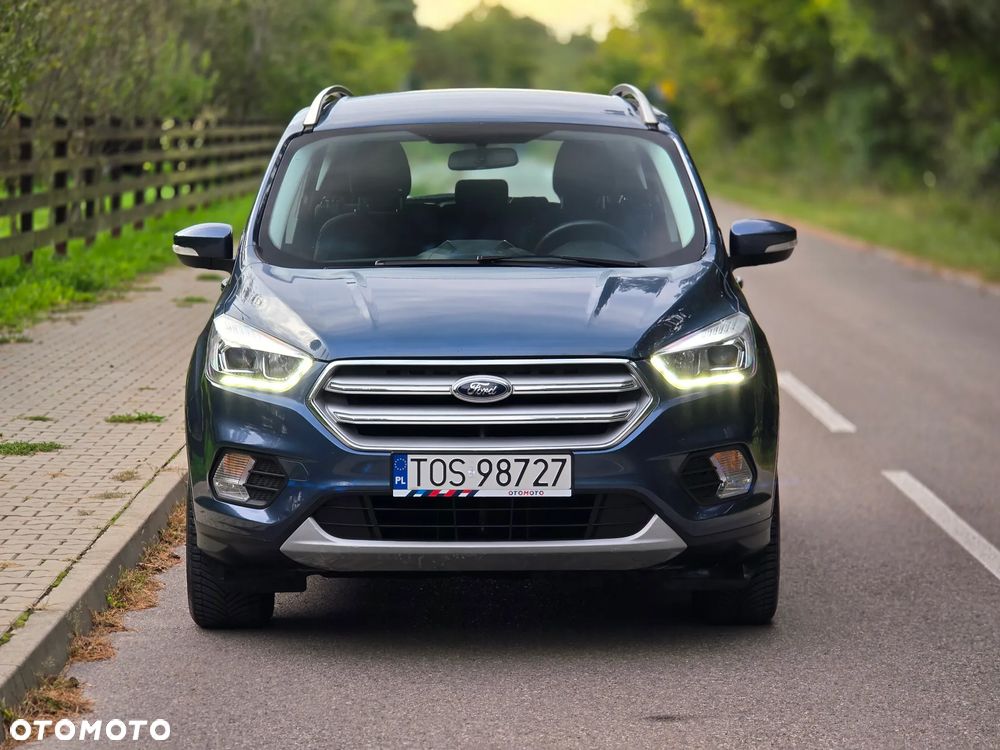 Ford Kuga 1.5 EcoBoost 2x4 Titanium - 11