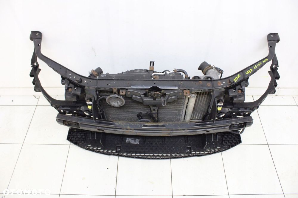 PAS PRZEDNI WZMOCNIENIE CHŁODNICE KIA CEED I LIFT 2009R- 1.6 CRDI AUTOMAT - 5