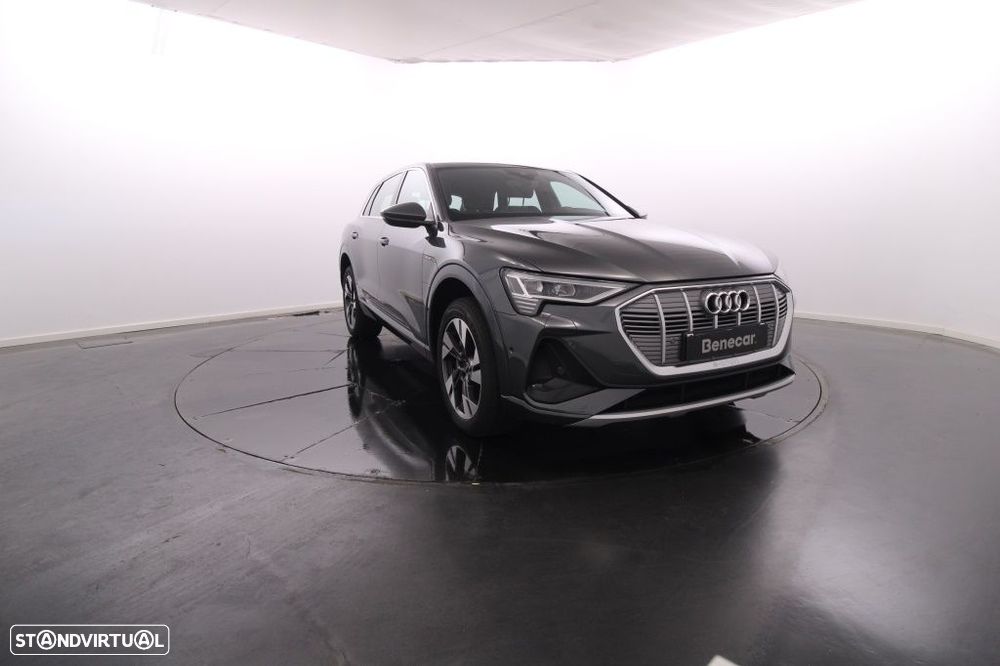 Audi e-tron 55 quattro S line - 11