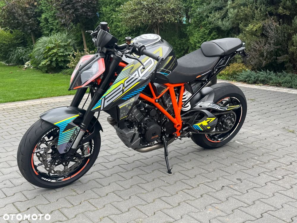 KTM Super Duke - 9